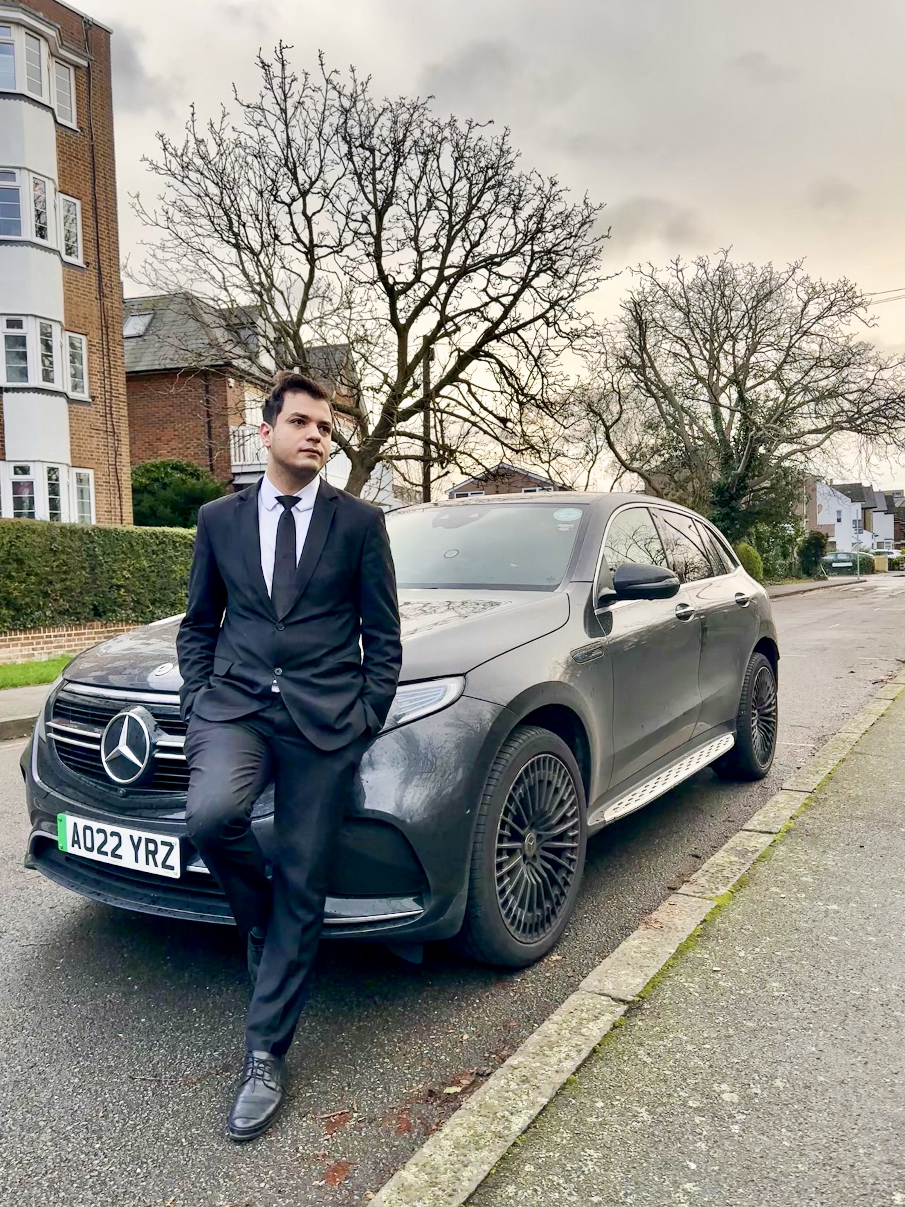 Veliko Dimitrov at work